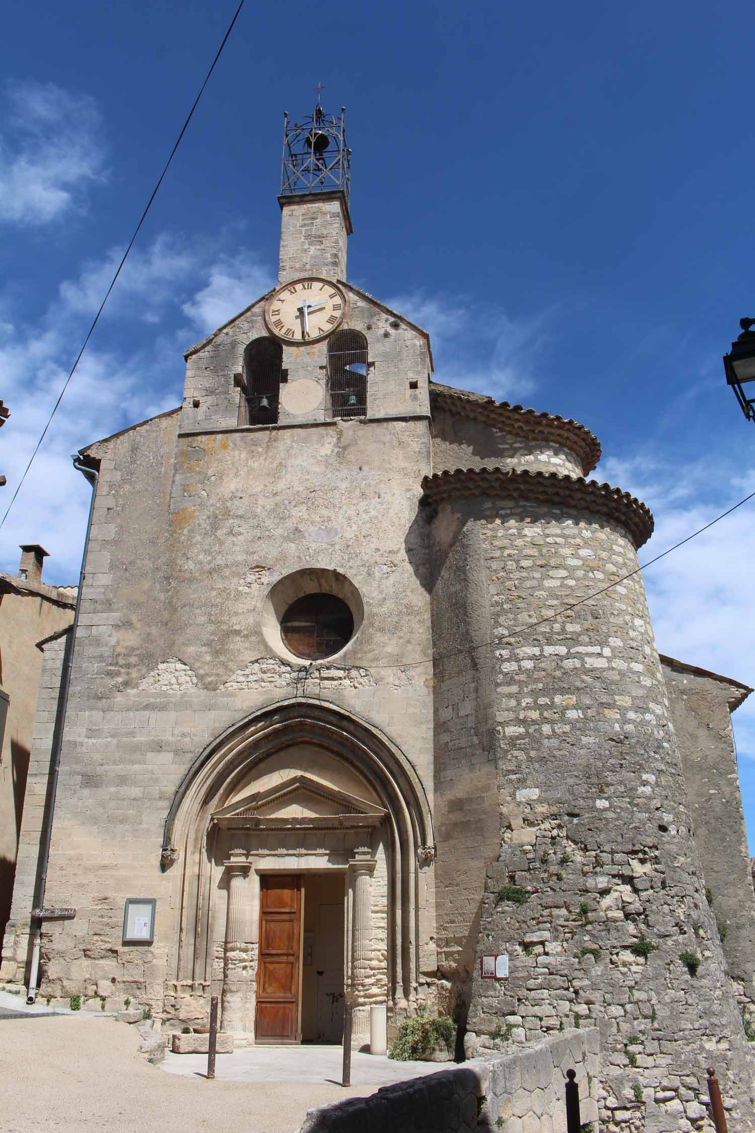 Saint-Michel-l'Observatoire, église Saint-Pierre