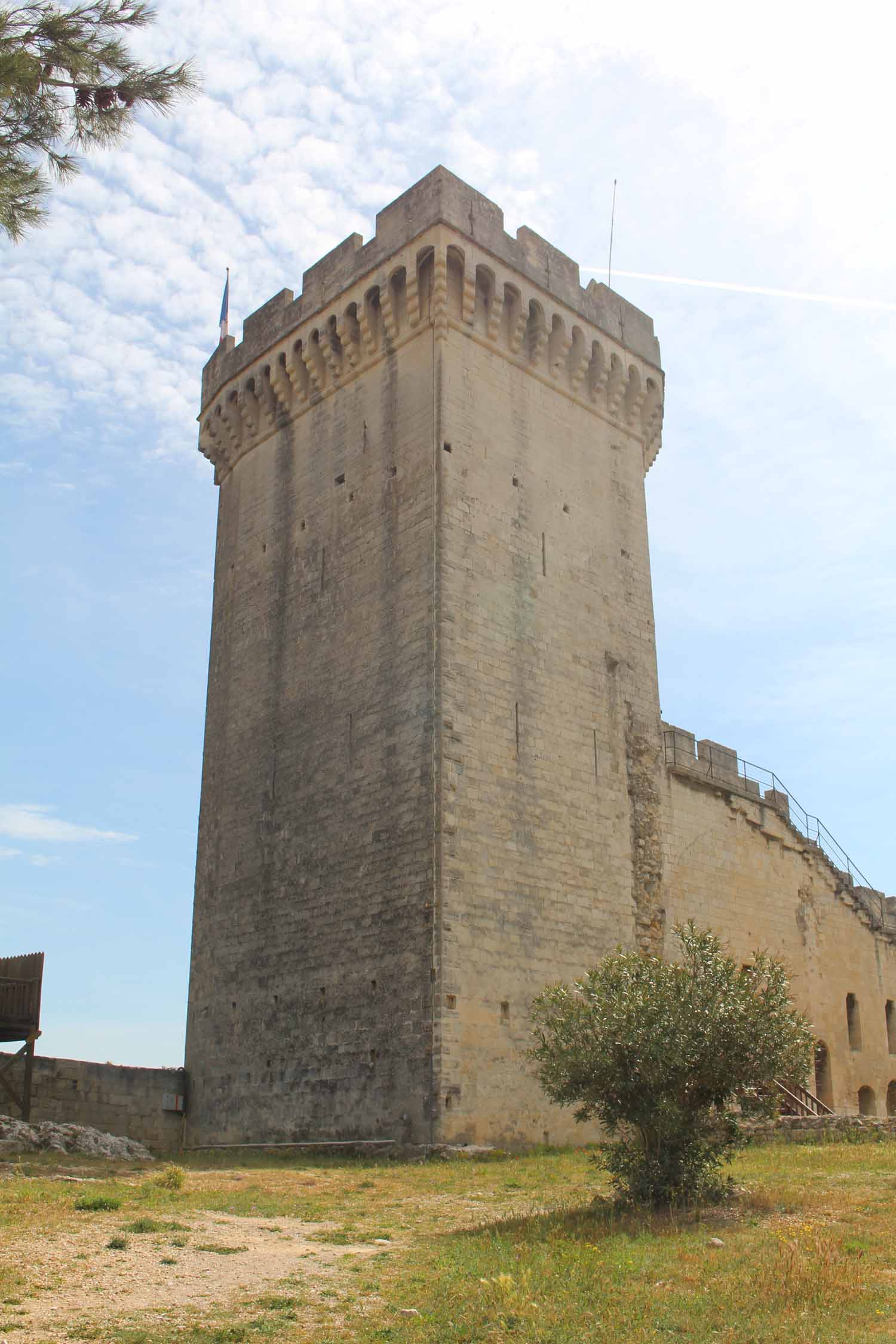 Château de Beaucaire, donjon