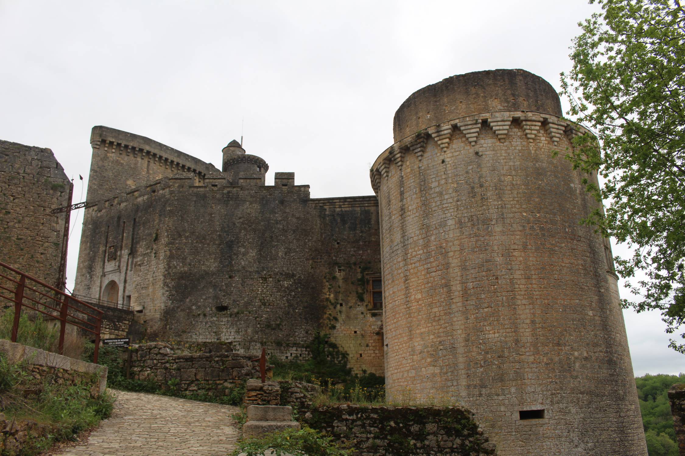 Château de Bonaguil, Périgord