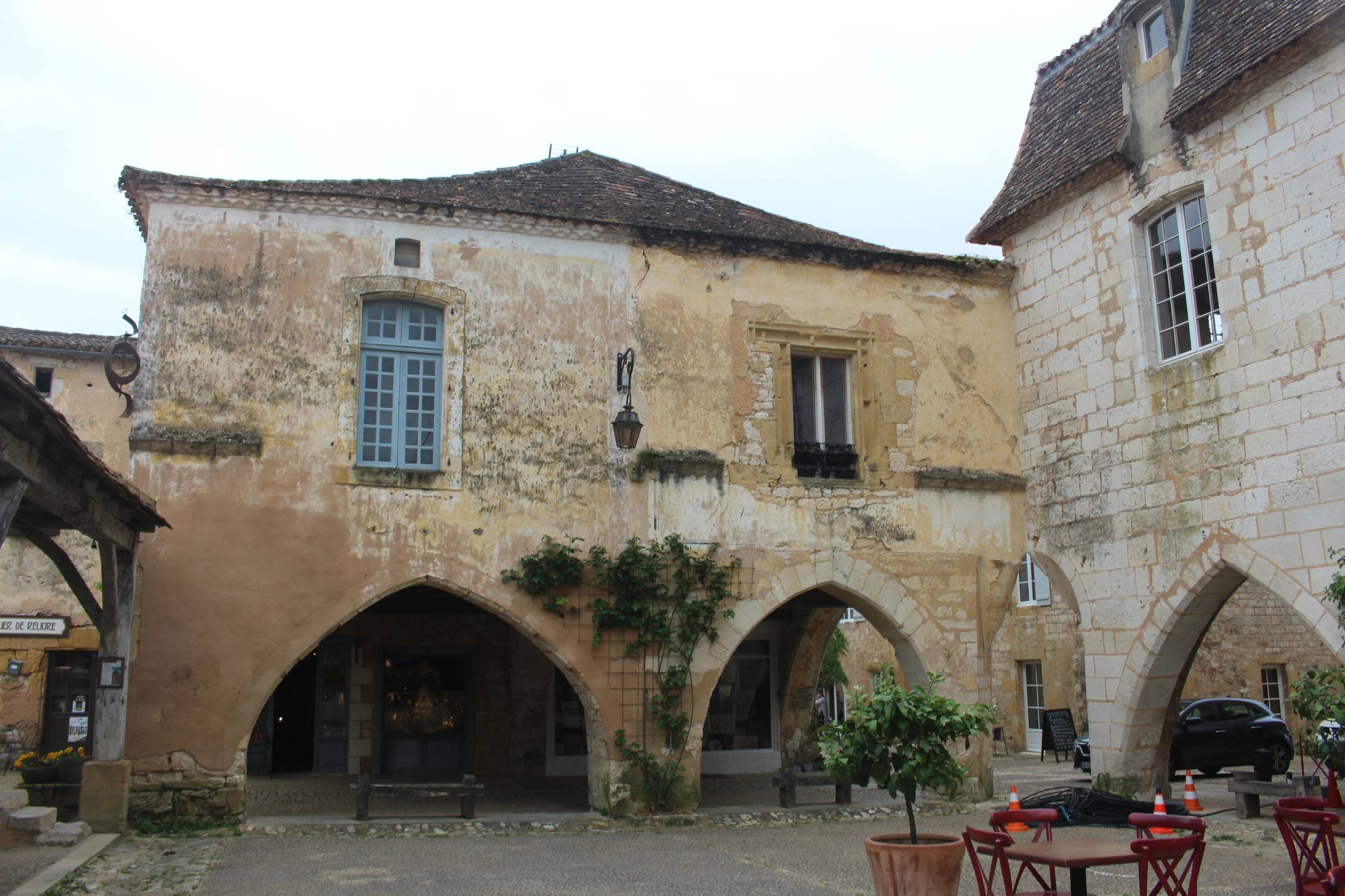 Bastide de Monpazier, maison