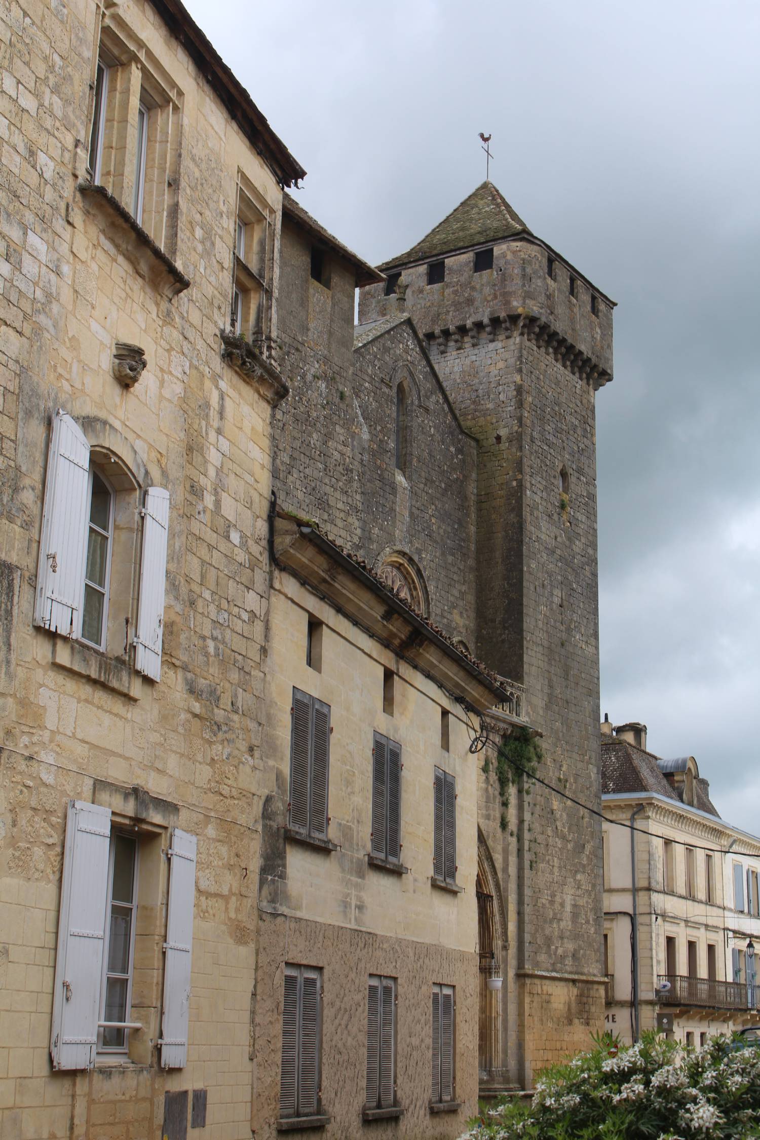 Beaumontois-en-Périgord, bastide, façade