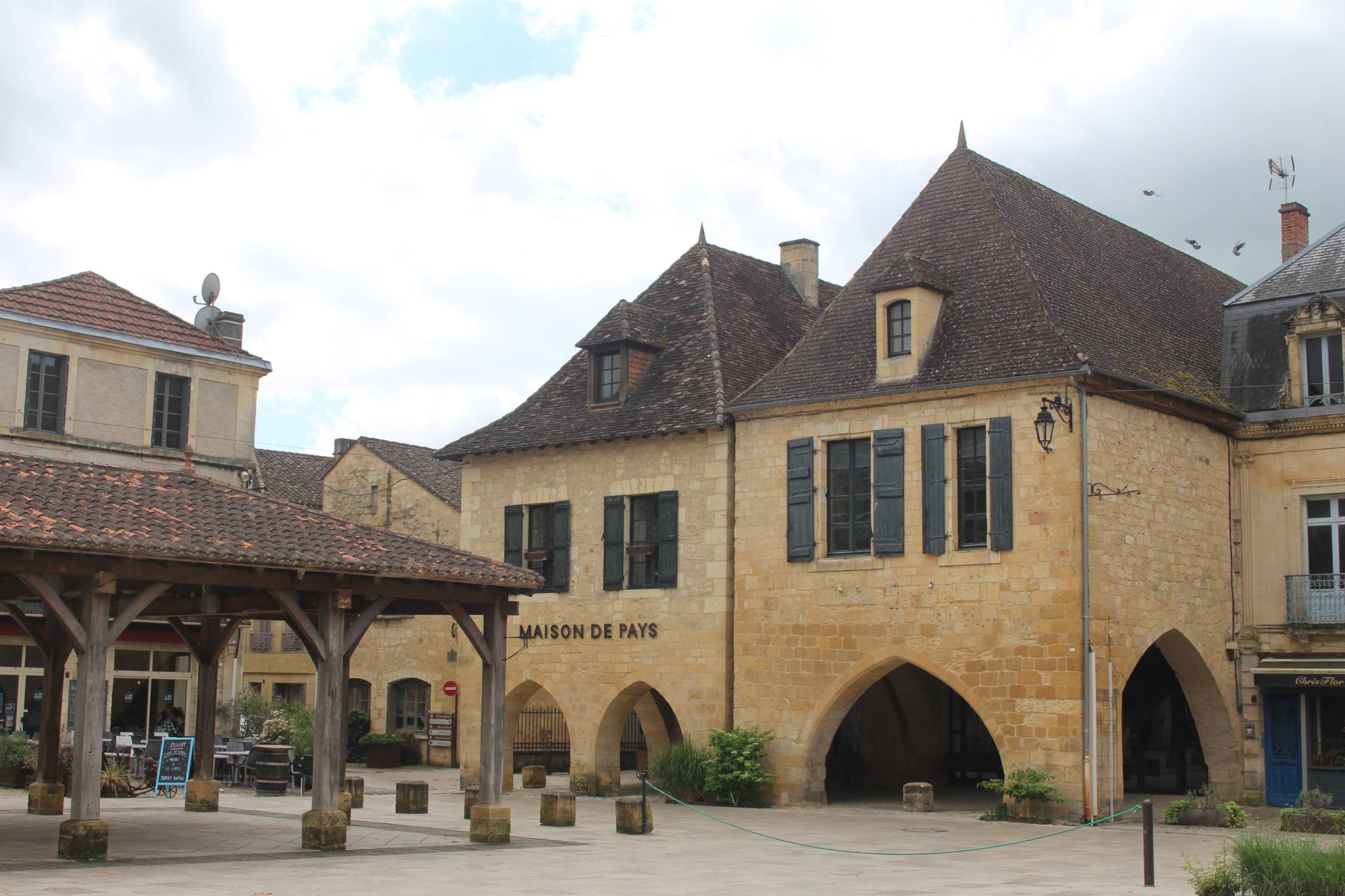 Beaumontois-en-Périgord, bastide