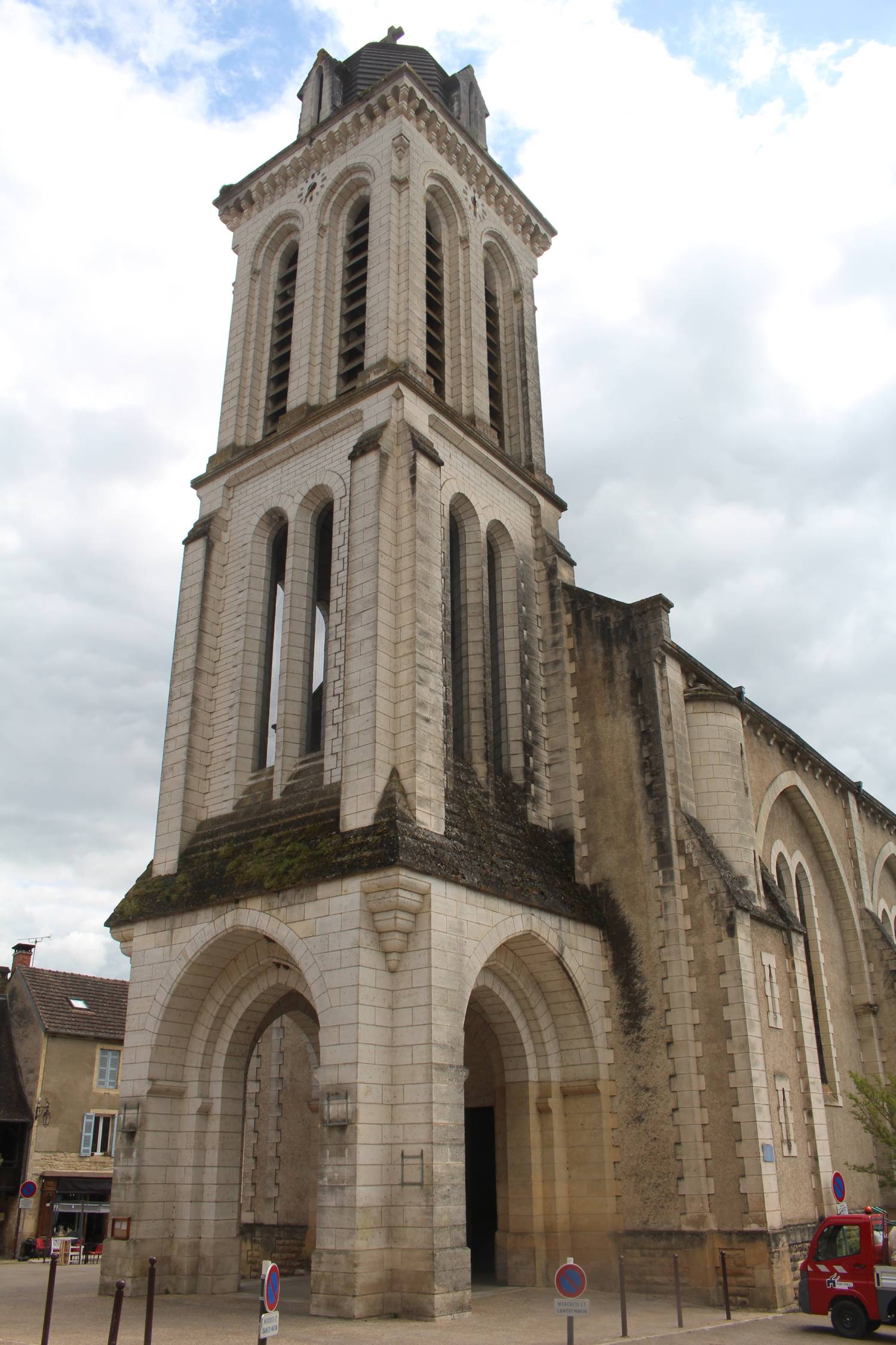 Montignac-Lascaux, église Saint-Pierre-ès-Liens