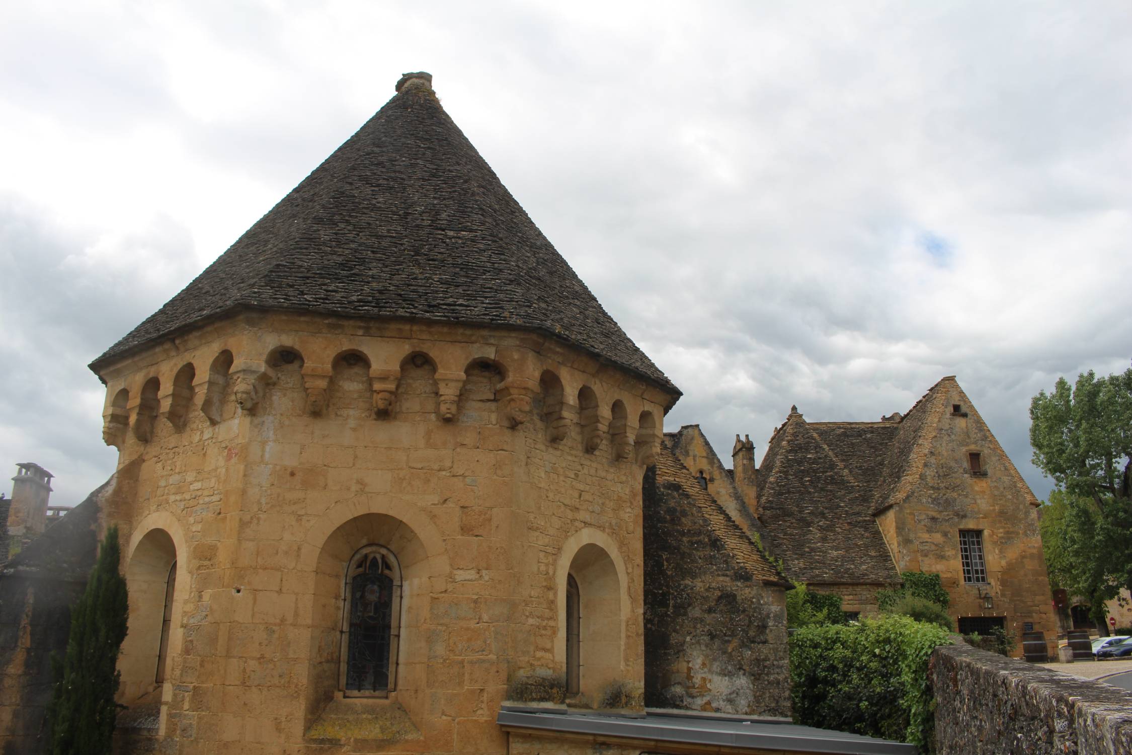 Saint-Geniès, vieux centre