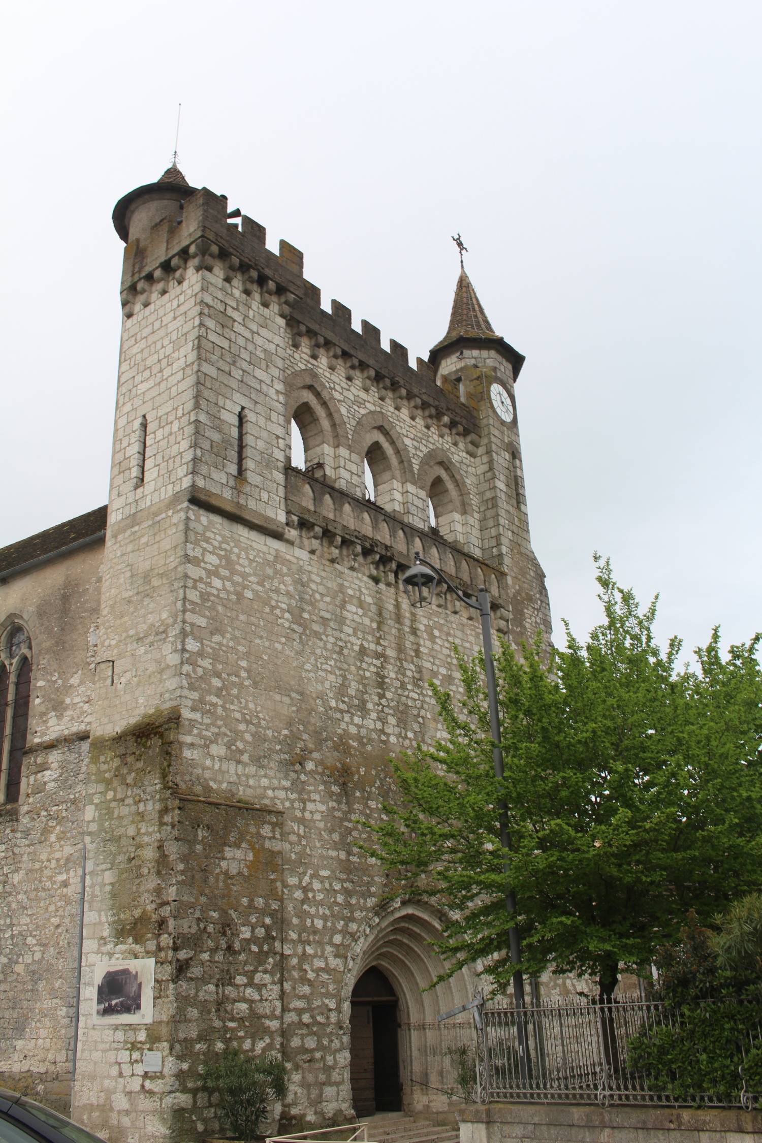 Monflanquin, église Saint-André