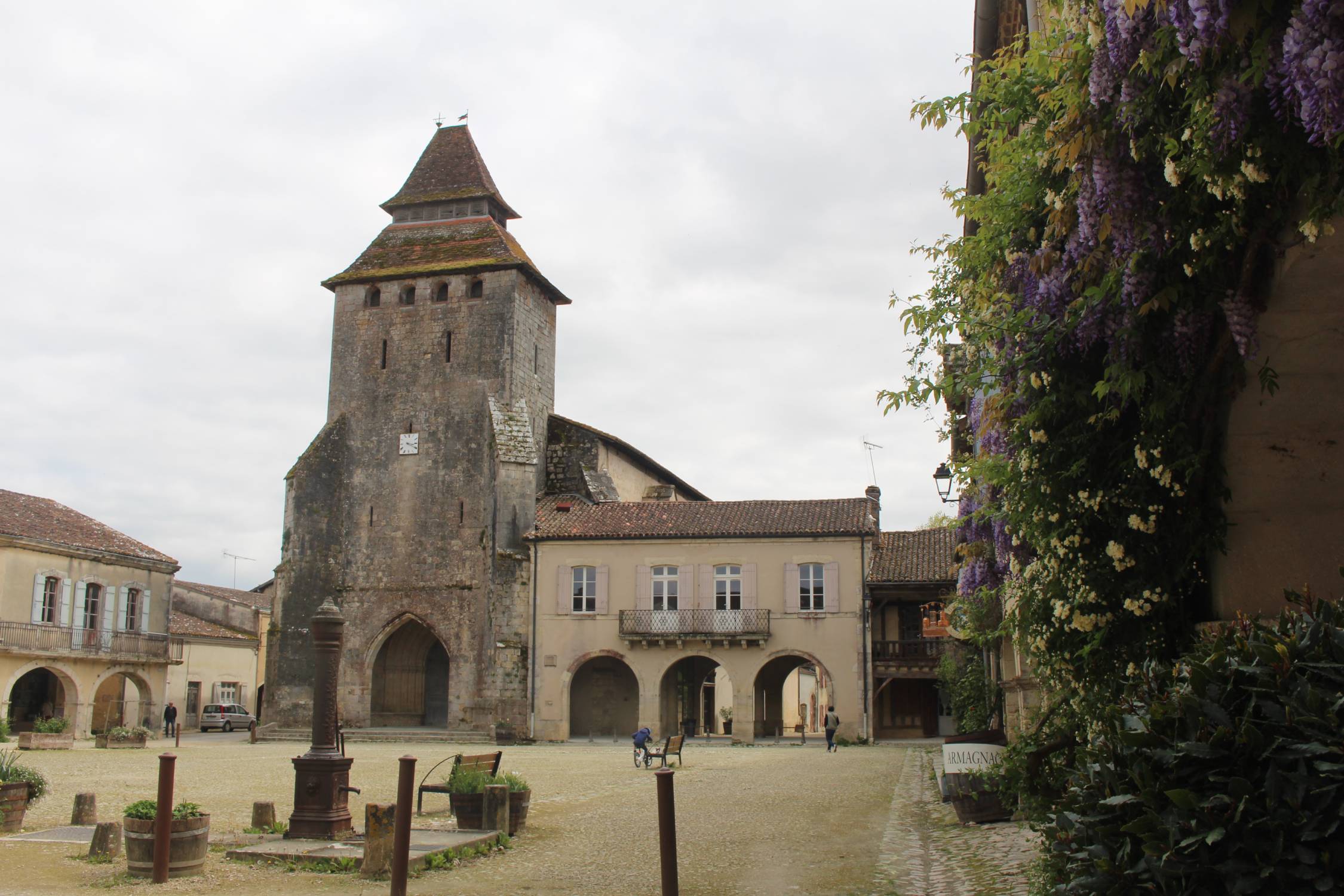 Labastide-d'Armagnac, église fortifiée