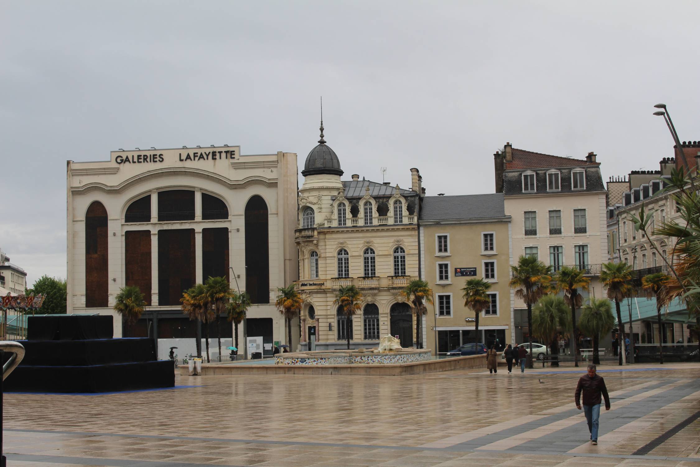Pau, place Clémenceau
