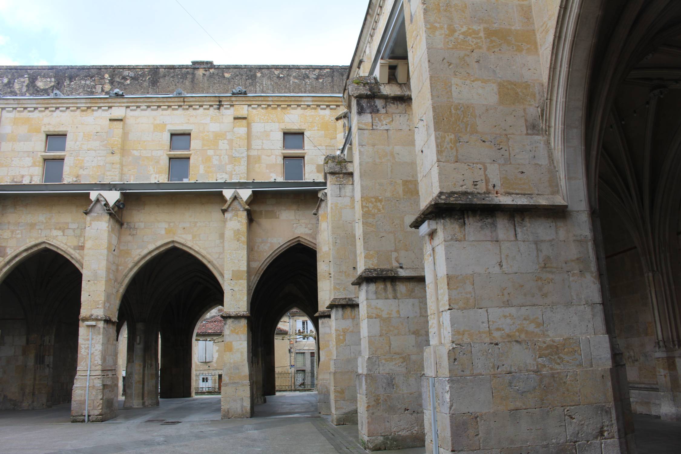 Condom, cloître