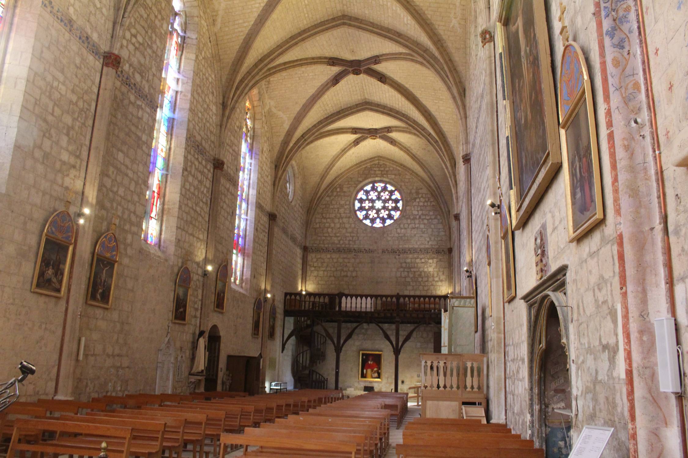 La Romieu, collégiale Saint-Pierre, nef