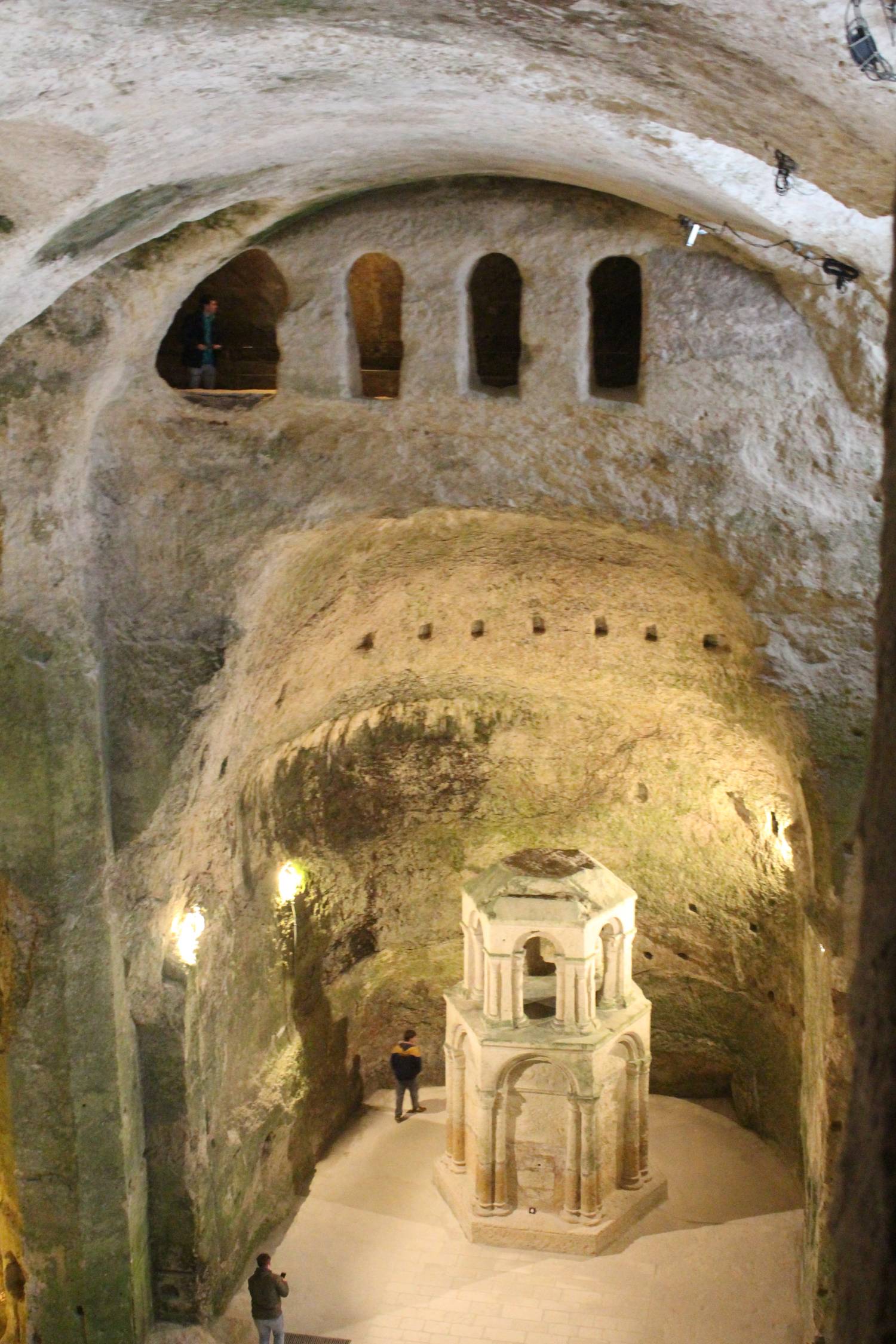 Aubeterre-sur-Dronne, église monolithique