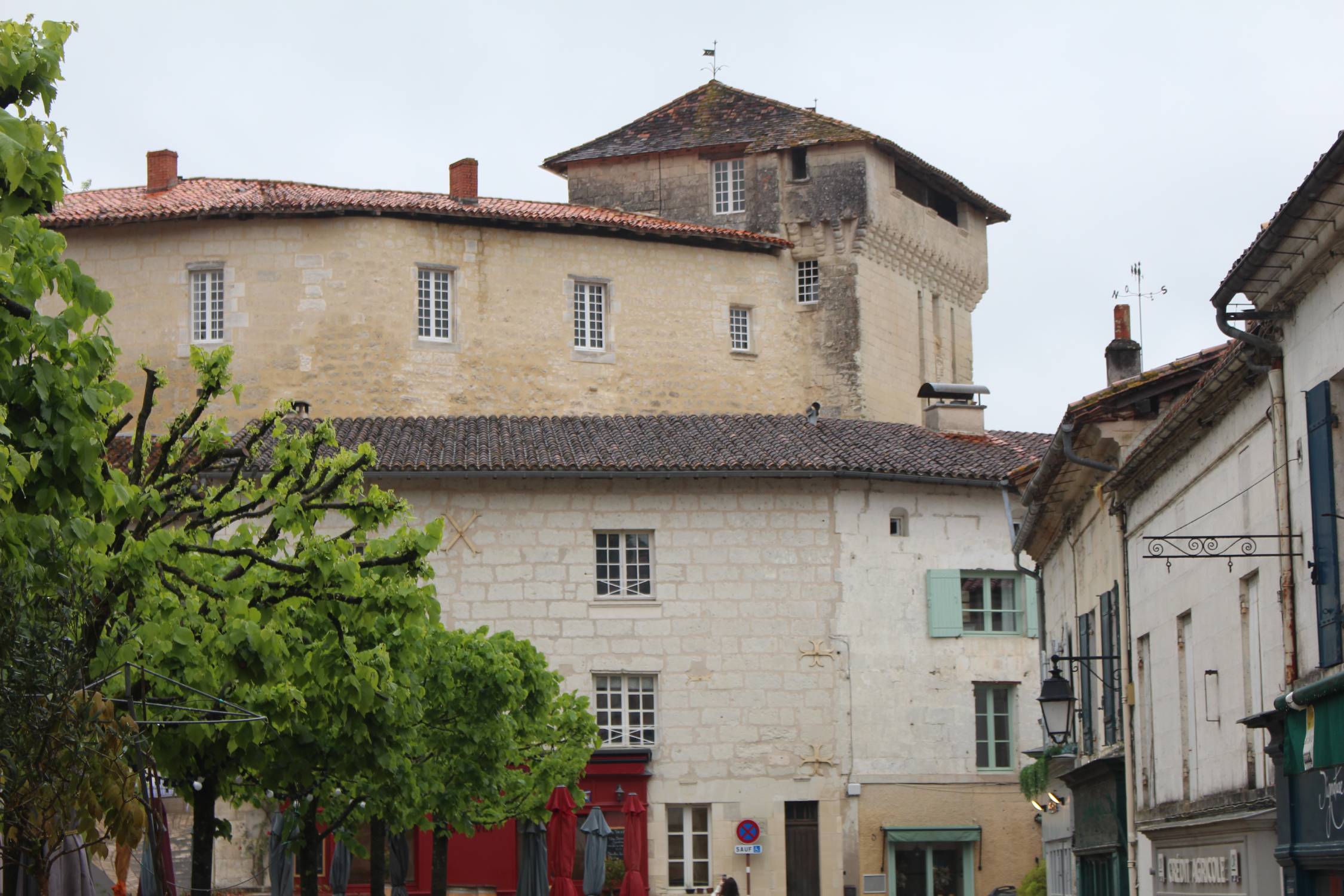 Aubeterre-sur-Dronne, centre historique
