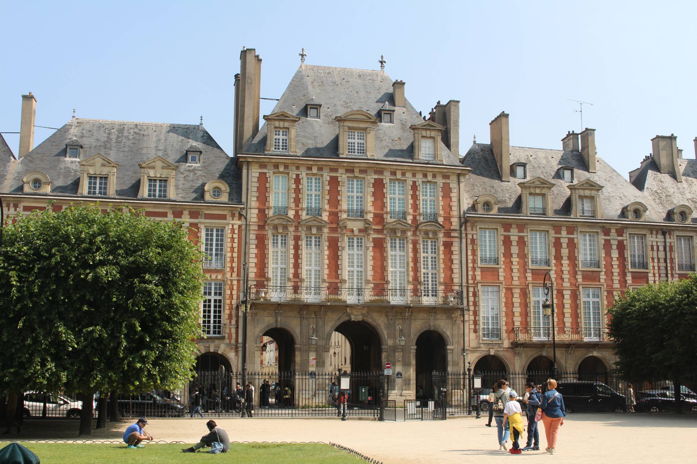 Place des Vosges, Paris