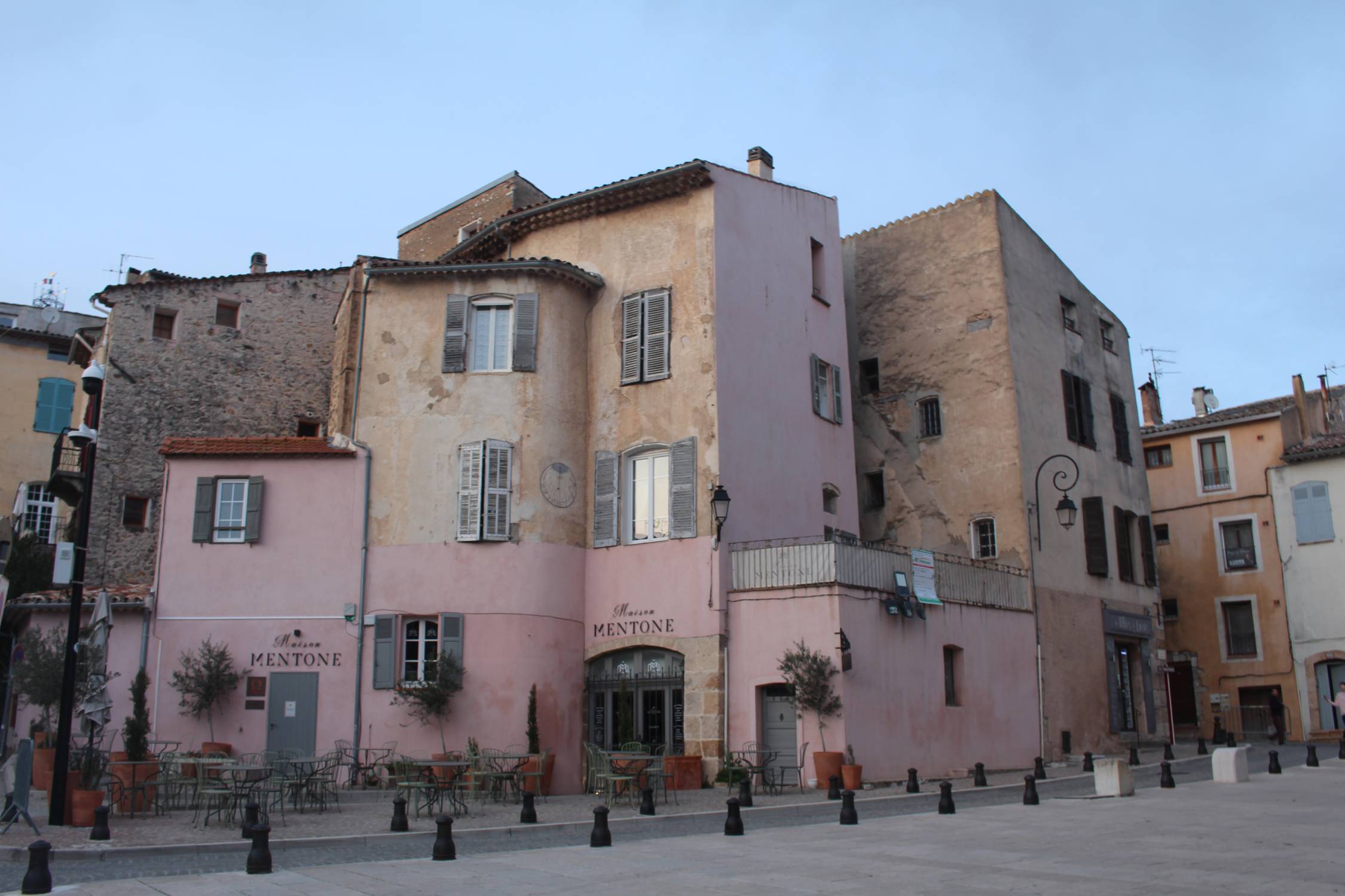 Lorgues, maisons typiques