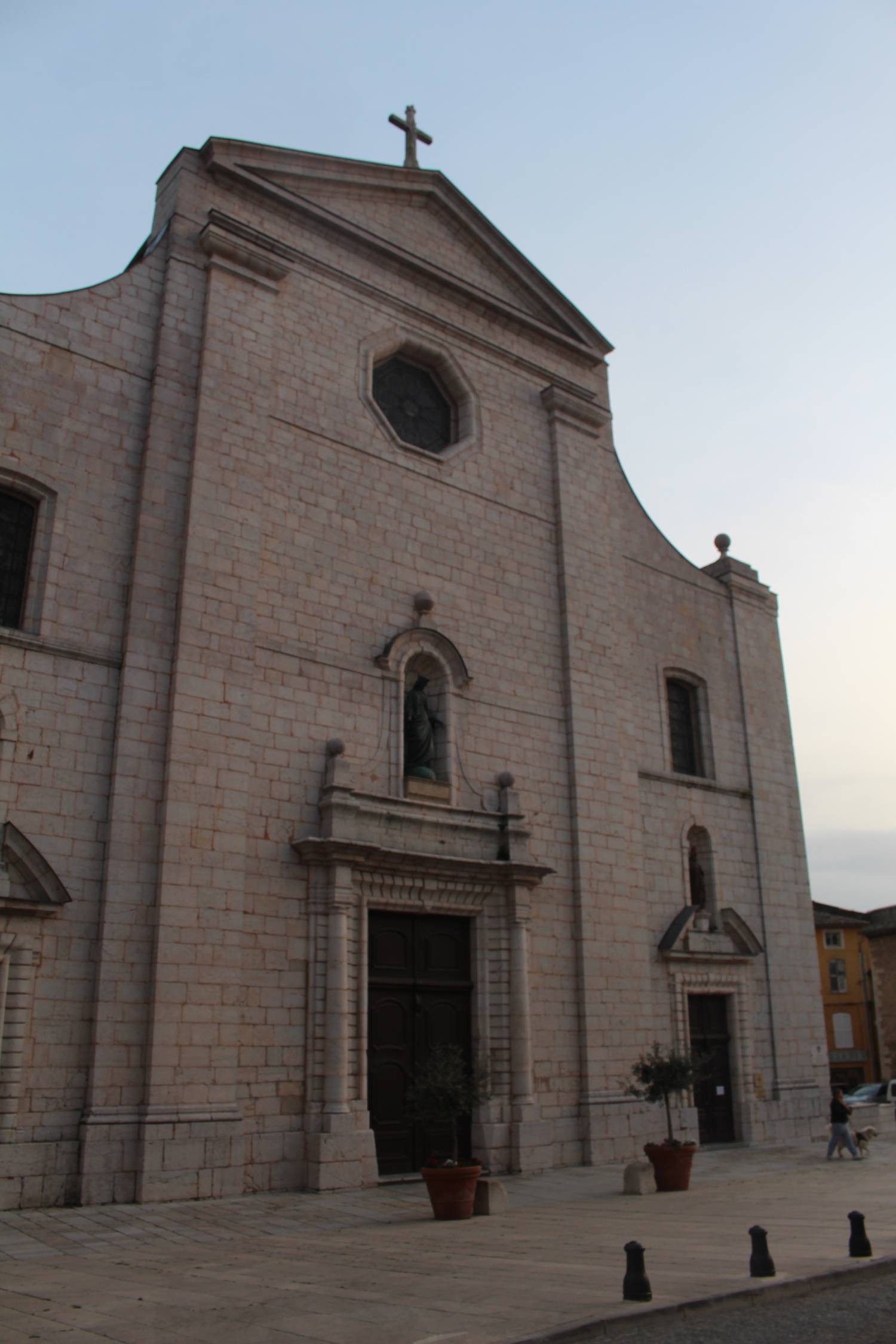 Lorgues, coll&eacute;giale Saint-Martin