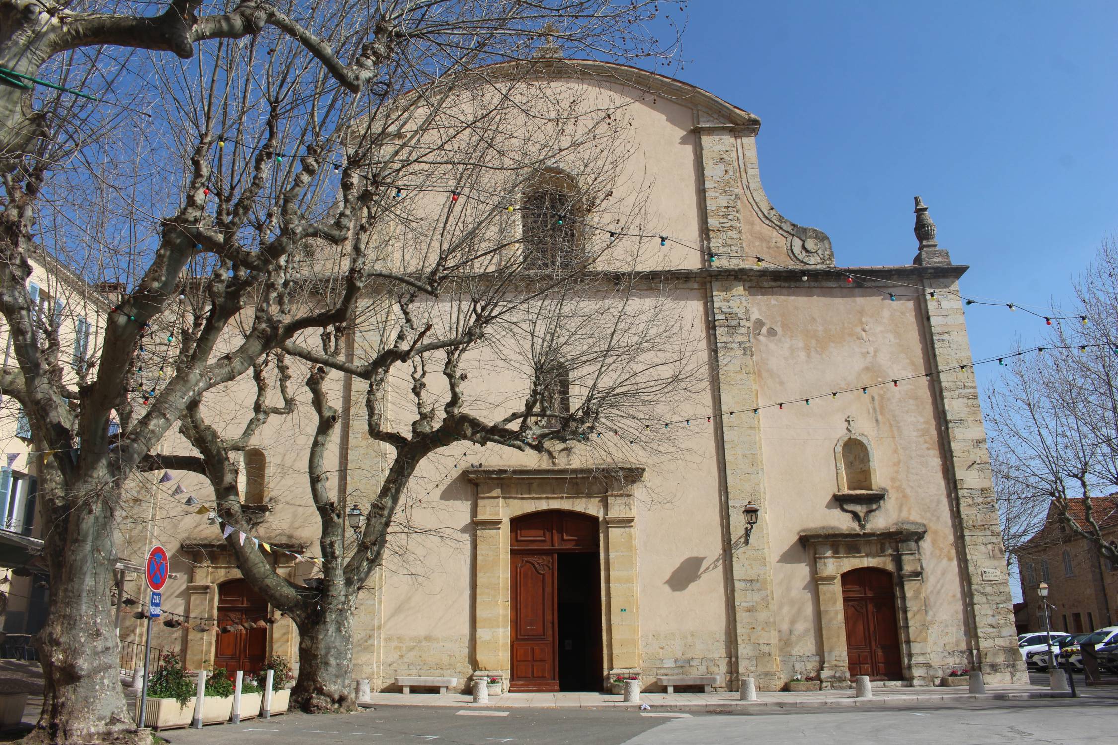 Fayence, &eacute;glise Saint-Jean-Baptiste