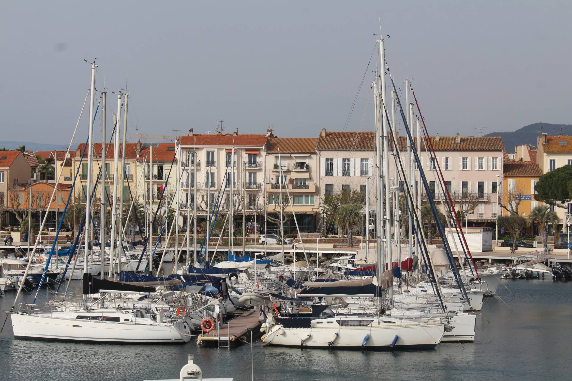 Saint-Rapha&euml;l, port