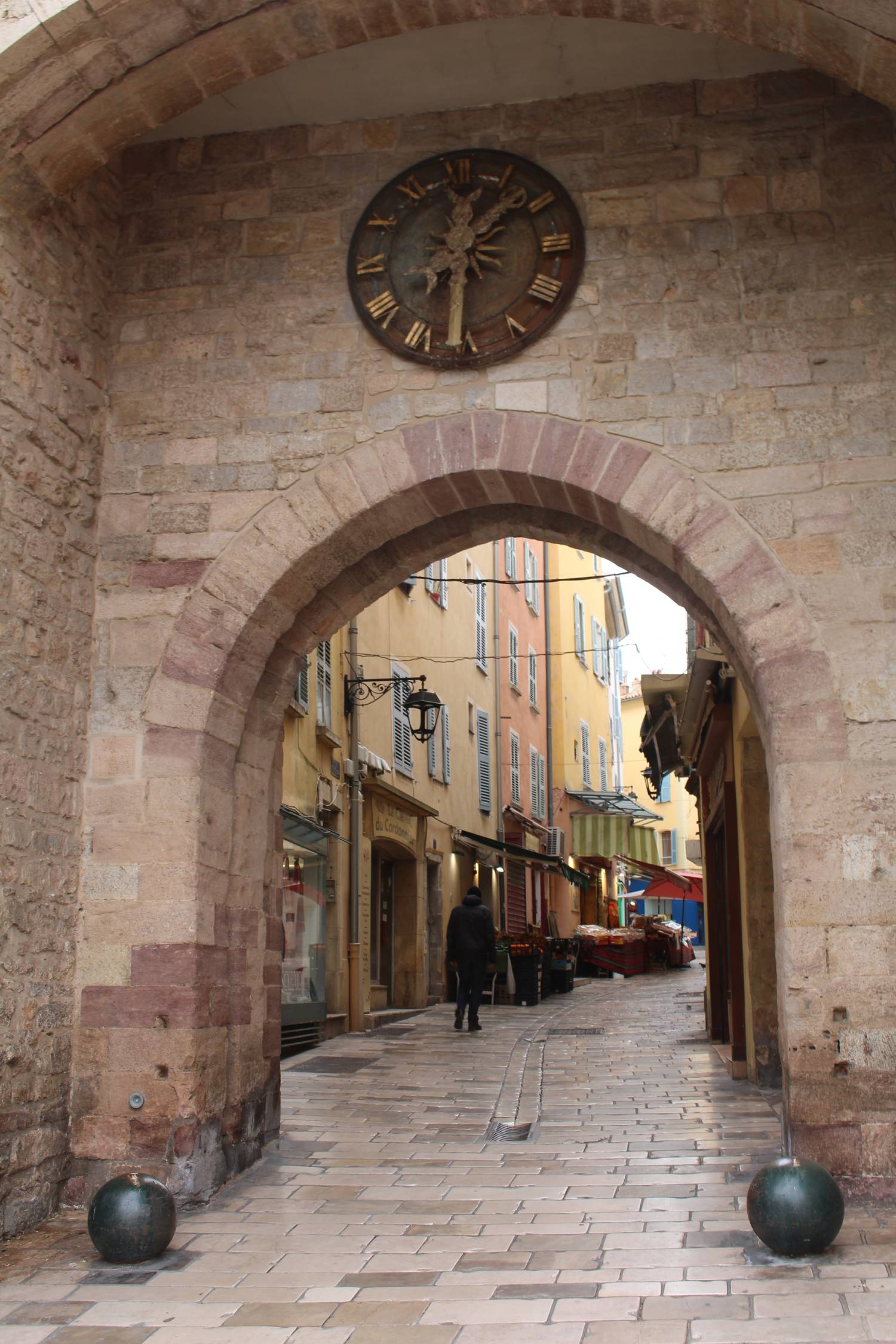 Hy&egrave;res, porte Massillon
