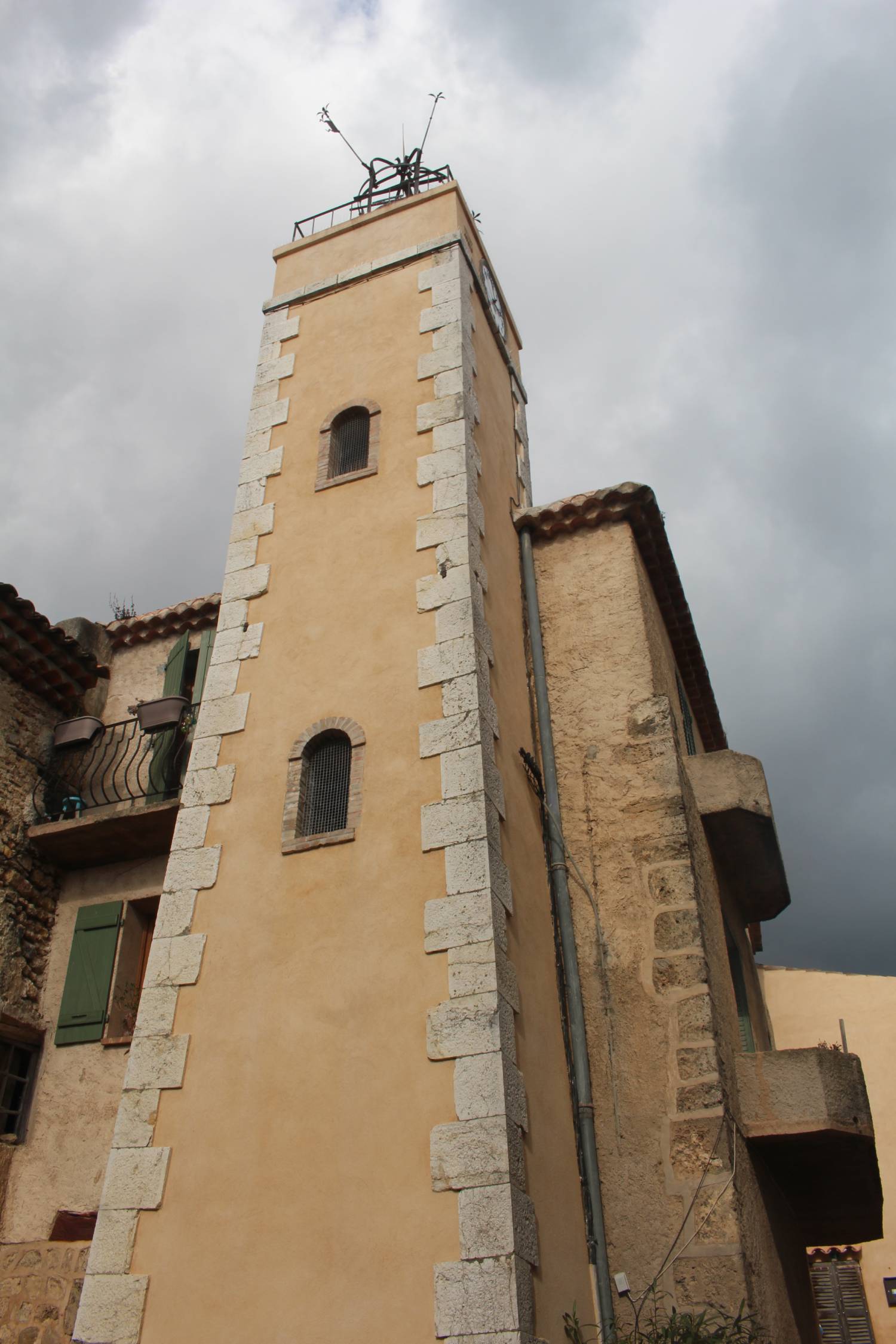 Tourtour, tour de l'Horloge