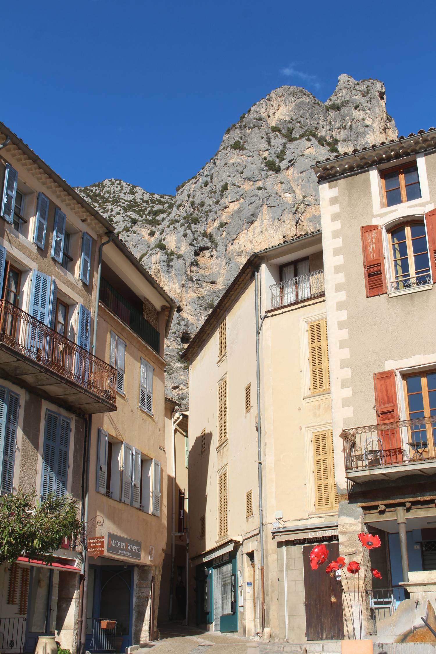 Moustiers-Sainte-Marie, ruelle