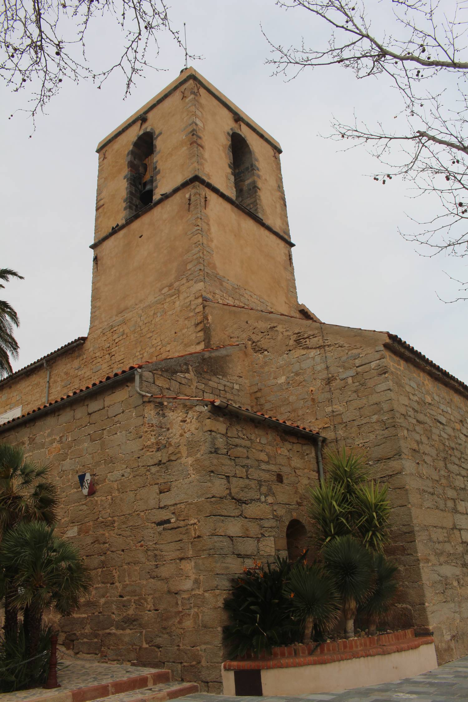 Grimaud, &eacute;glise Saint-Michel, clocher