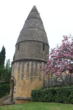 Sarlat, lanterne des morts