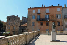 Place Porta, Sart&egrave;ne, Corse