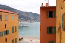 Menton, fa&ccedil;ades color&eacute;es