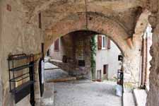 Village de Sainte-Agn&egrave;s, arcade