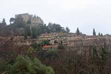 Castelnou, village, ch&acirc;teau