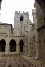 Narbonne, cath&eacute;drale Saint-Just-Saint-Pasteur, jardin