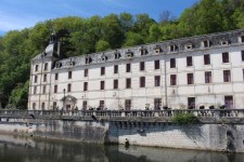 Abbaye de Brant&ocirc;me, fa&ccedil;ade