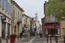Aire-sur-l'Adour, rue commer&ccedil;ante