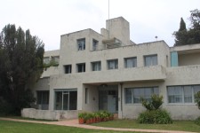 Hy&egrave;res, villa Noailles
