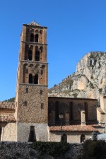 Moustiers-Sainte-Marie, &eacute;glise Notre-Dame de l'Assomption