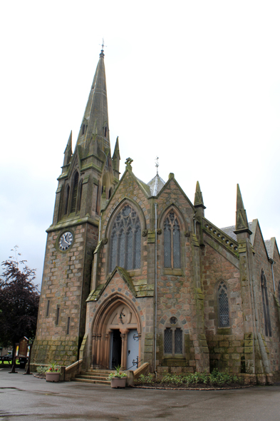 Ballater, église