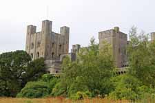 Pays de Galles, ch&acirc;teau de Penrhyn, tours