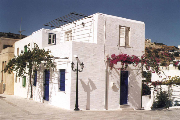 Paros, Lefkes