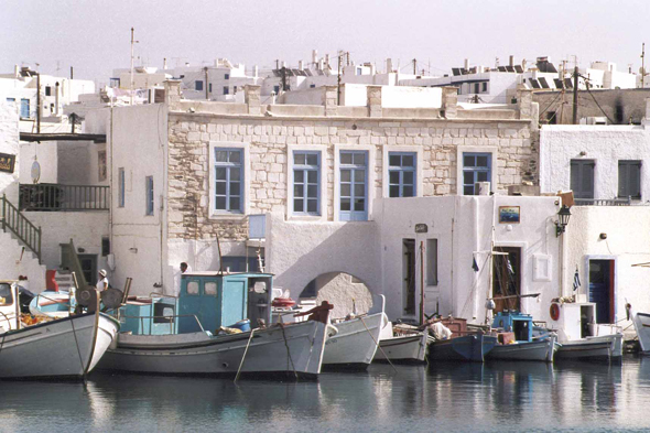 Paros, port de Naoussa