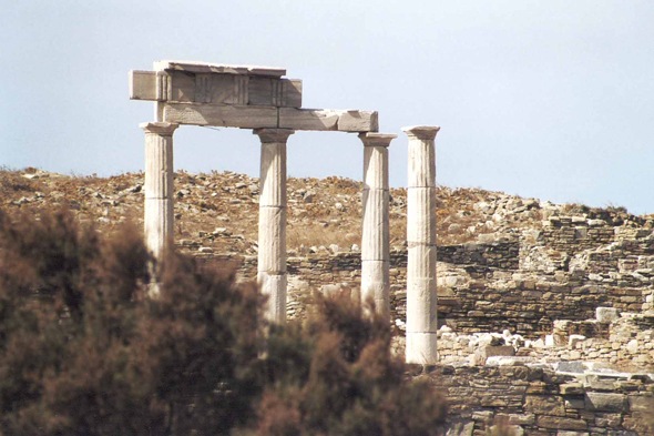 Ile de Delos, Poseidoniasts