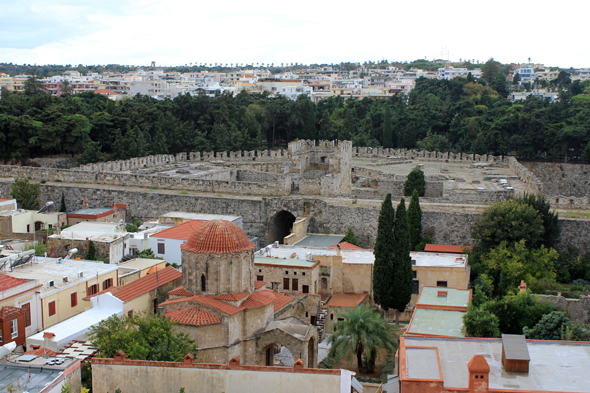 Rhodes, forteresse