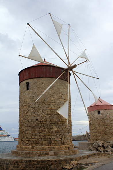 Rhodes, moulins
