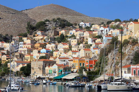 Symi, port