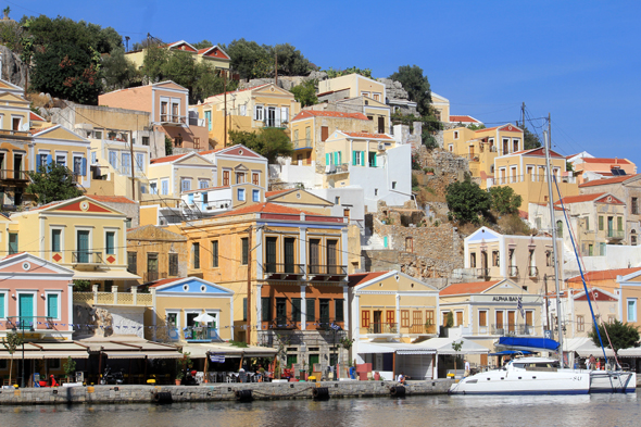 Ile de Simi, port, paysage