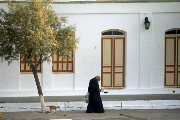 Symi, monastère, pope