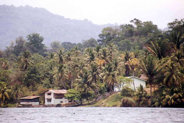 Guatemala, Rio Dulce, paysage