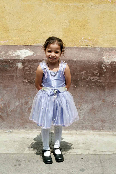 Guatemala, Antigua, jeune fille, rue