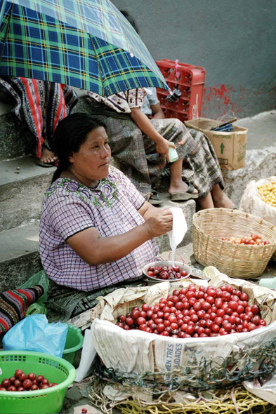 Santiago Atitlá, cerises