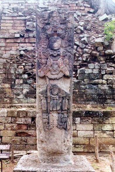 Copán, stèle