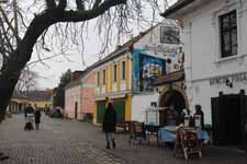 Szentendre, rue color&eacute;e, Bogdanyi
