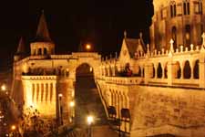 Budapest, Bastion des P&ecirc;cheurs, nuit, escaliers